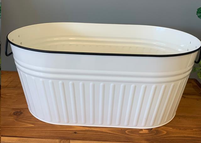 Rental store for ICE BIN, WHITE OVAL in Kamloops BC